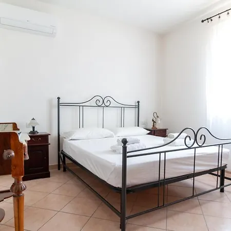 Welcome - Casa Via Leopardi 126 Διαμέρισμα Càbras